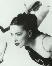 Martha Graham in "Cave of Heart" 