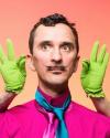 Roel with a Pringles mustache in quirky colors 