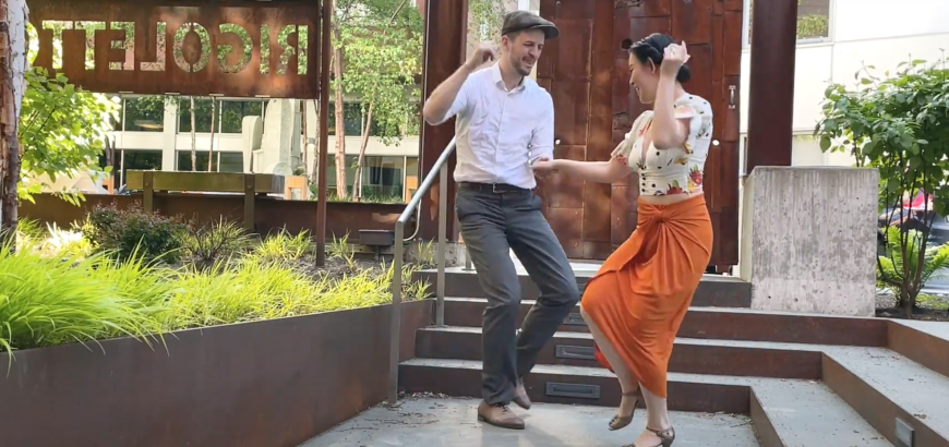 dancers swing dance